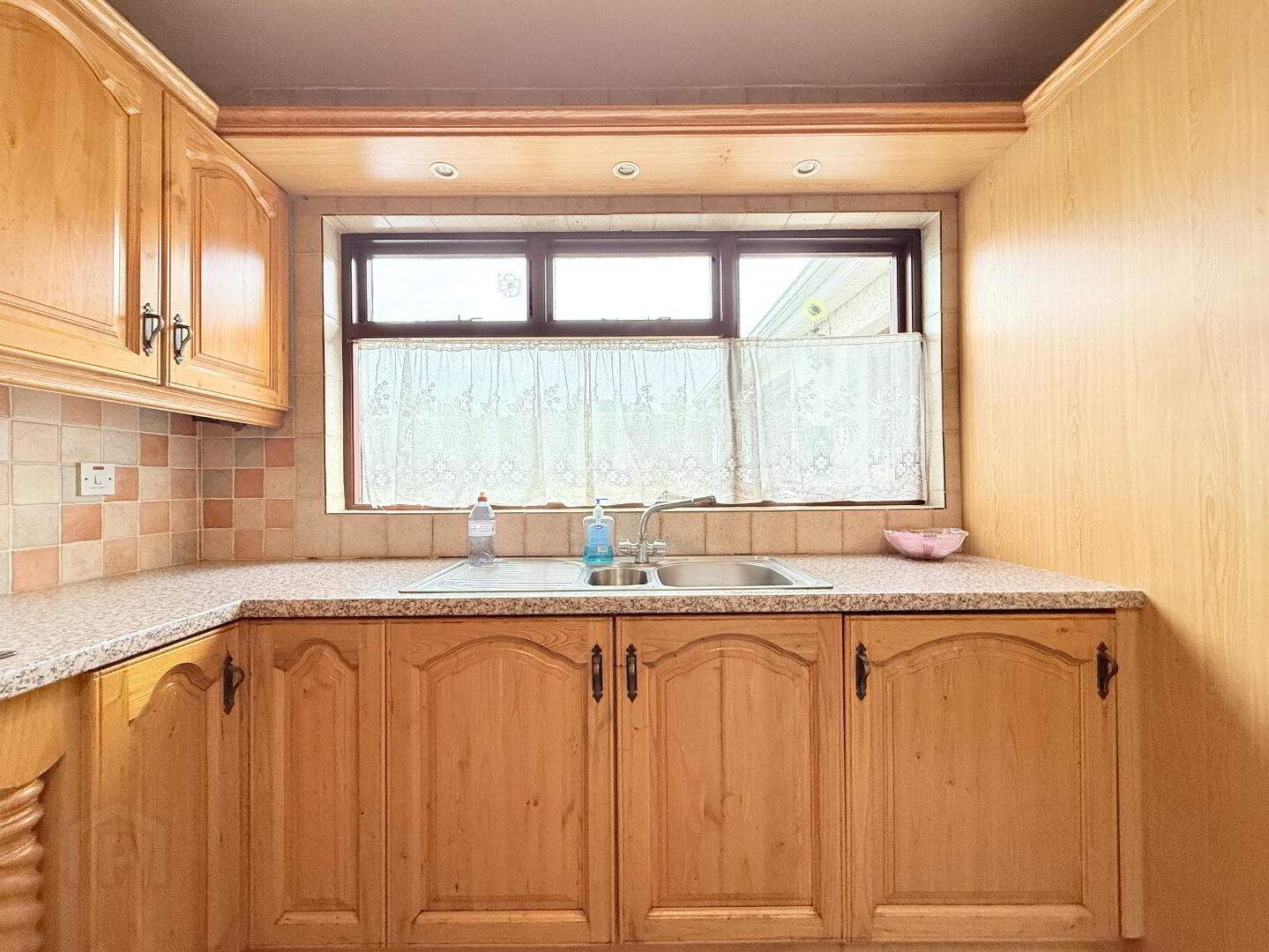 9 Carmagrim Rd 11 of 33