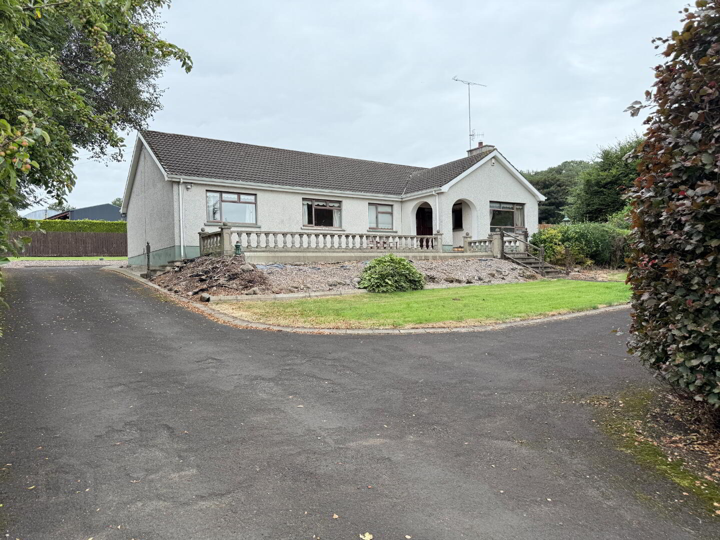9 Carmagrim Rd 1 of 33