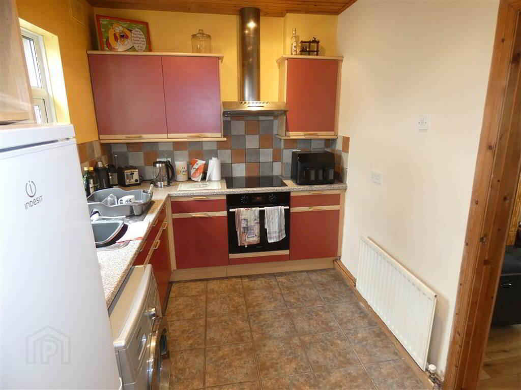 12 Brandra Street 6 of 14