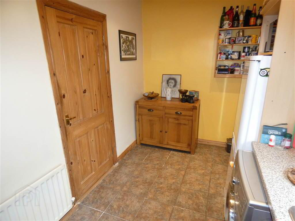 12 Brandra Street 7 of 14