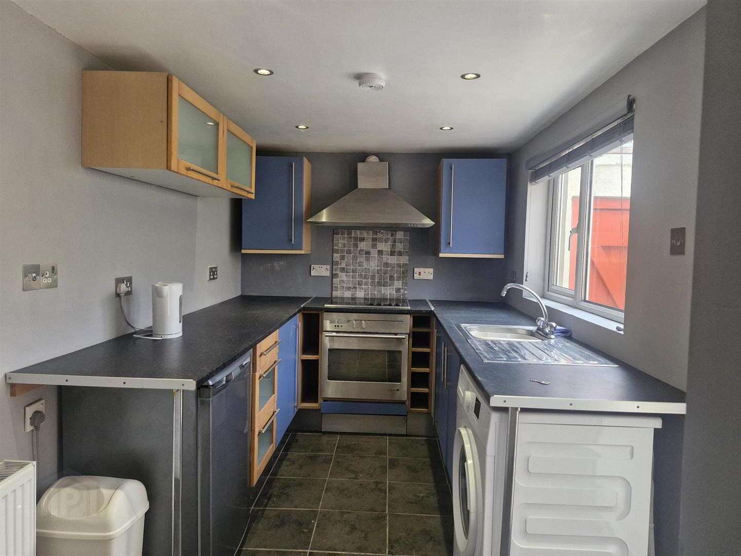 2 Beatrice Avenue 5 of 14