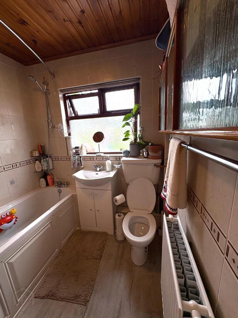 126 Curragh Road 12 of 15