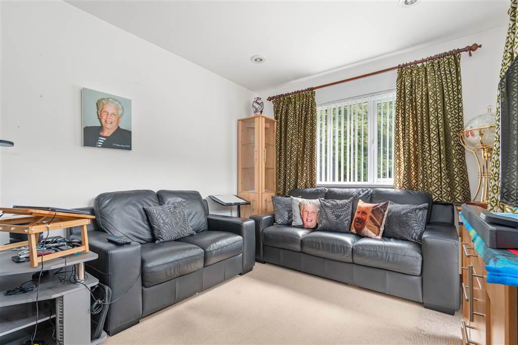 3 Orchard Hill 12 of 38