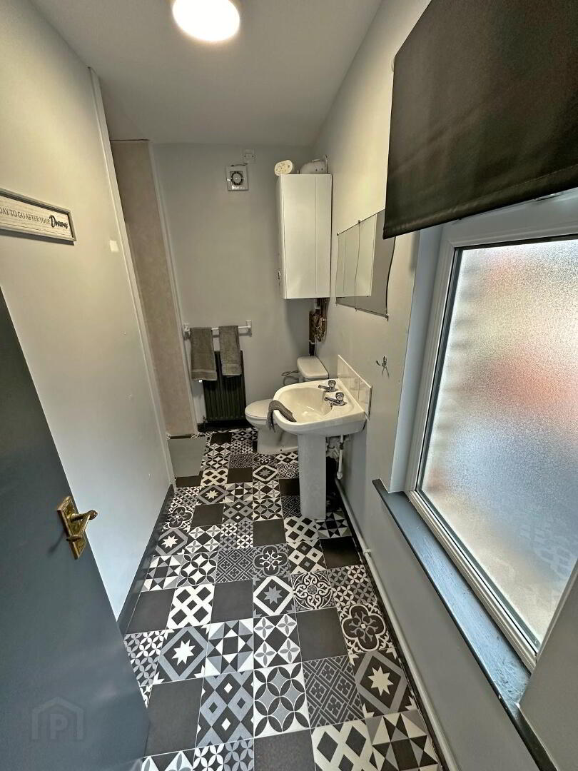 22 Stranmillis Gardens 16 of 23