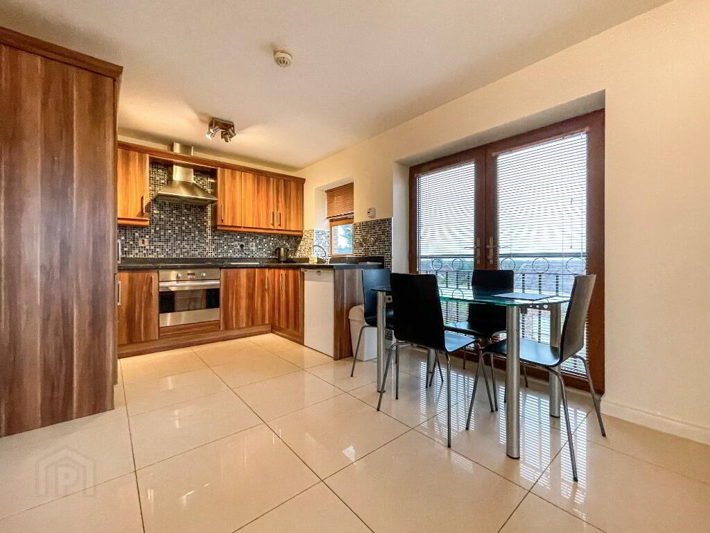 31 Laurel Wood 3 of 15