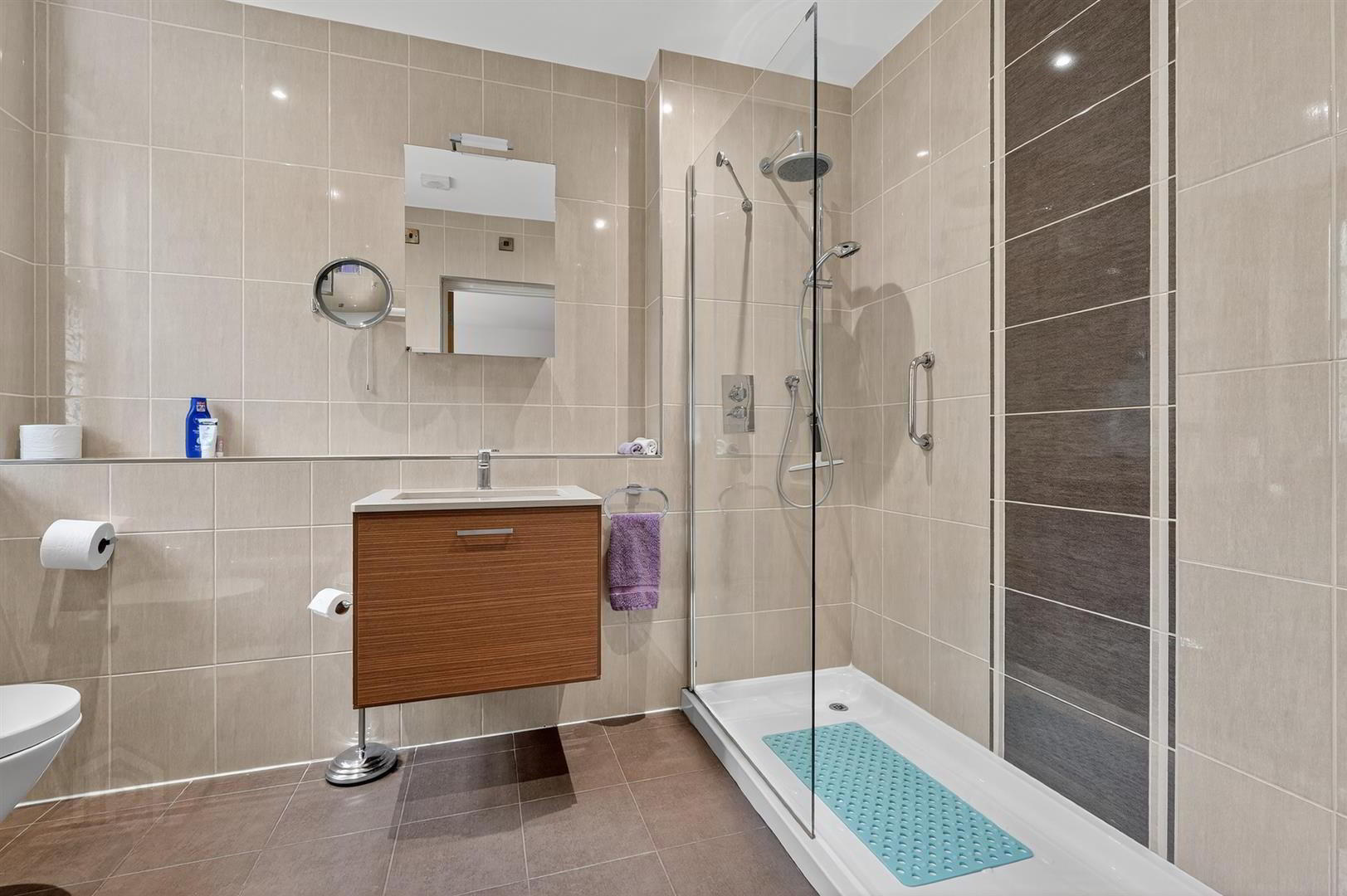 Apt 18, Danesfort Hall 21 of 26