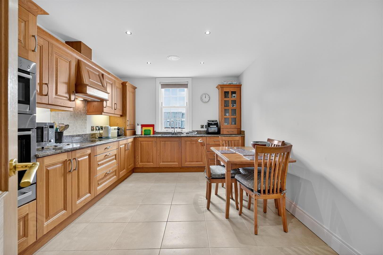 Apt 18, Danesfort Hall 9 of 26