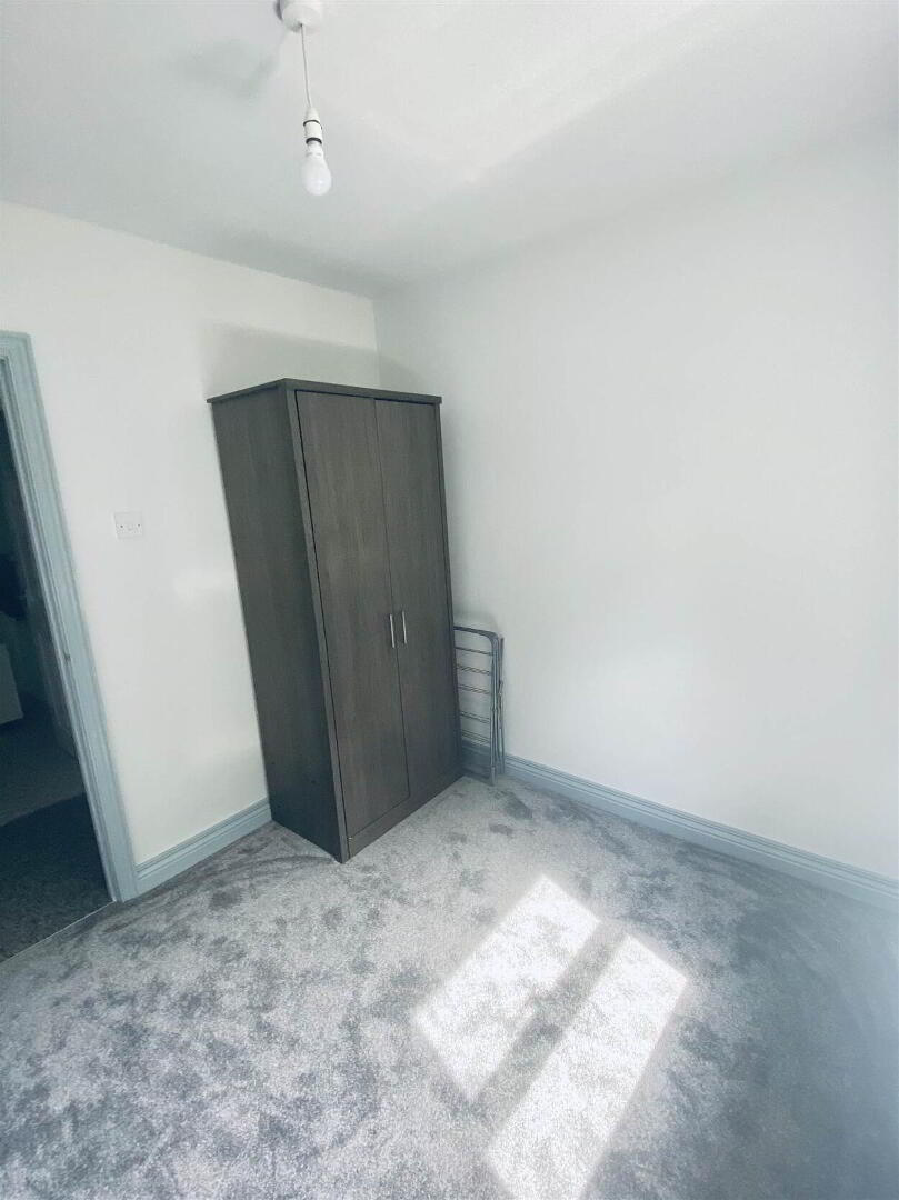 10 Palmerston Court, 85 Palmerston Road 6 of 7