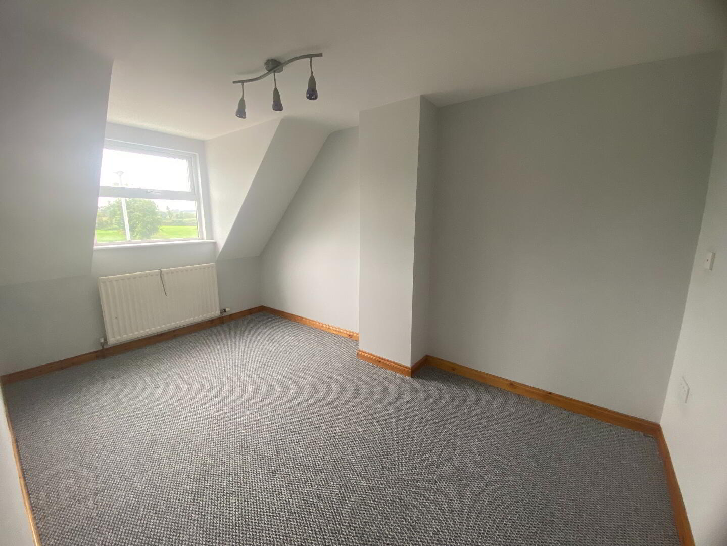 21 Willowfield Crescent 10 of 16