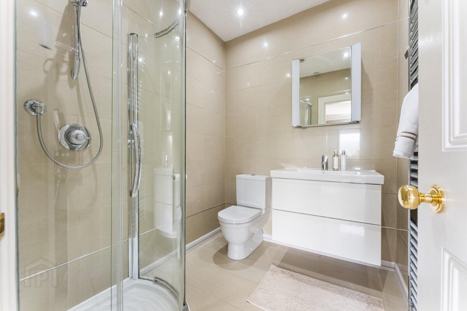 29 Upper Malone Road 21 of 24