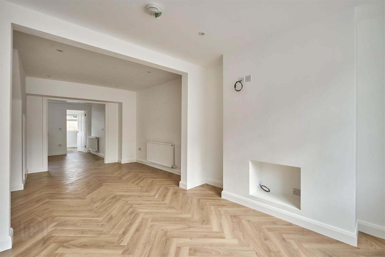 property description image