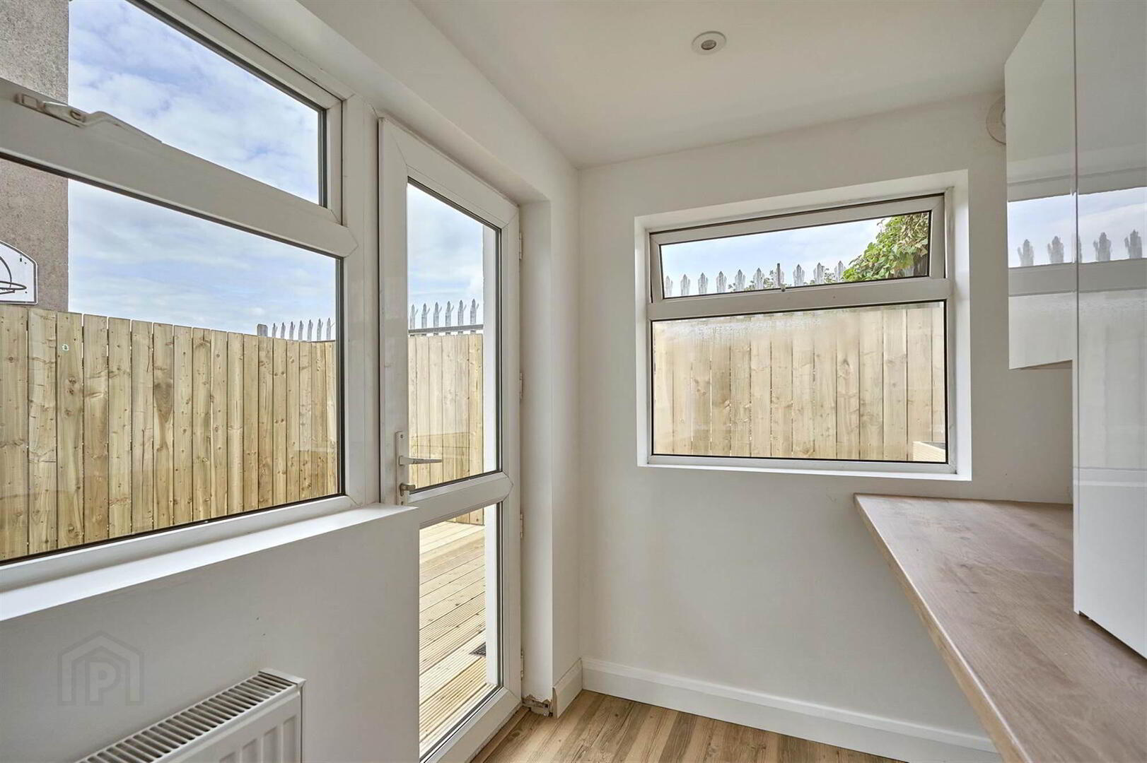 26 Downshire Road 12 of 20