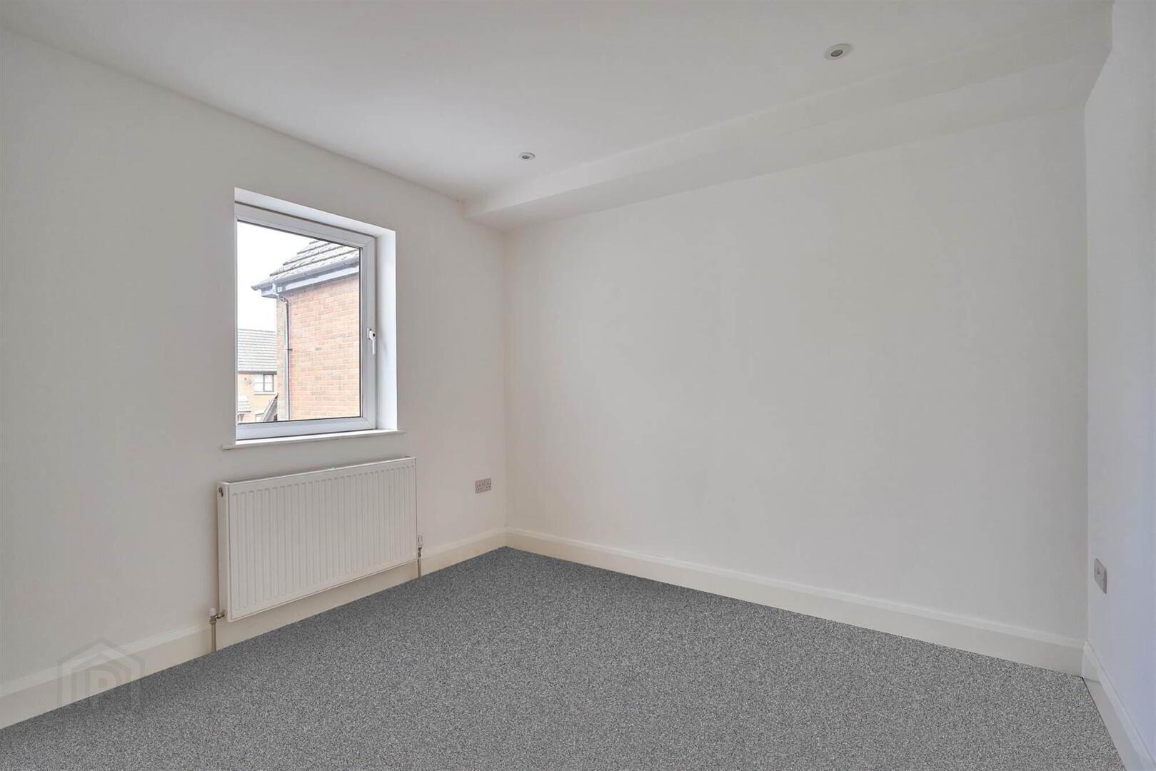 26 Downshire Road 14 of 20