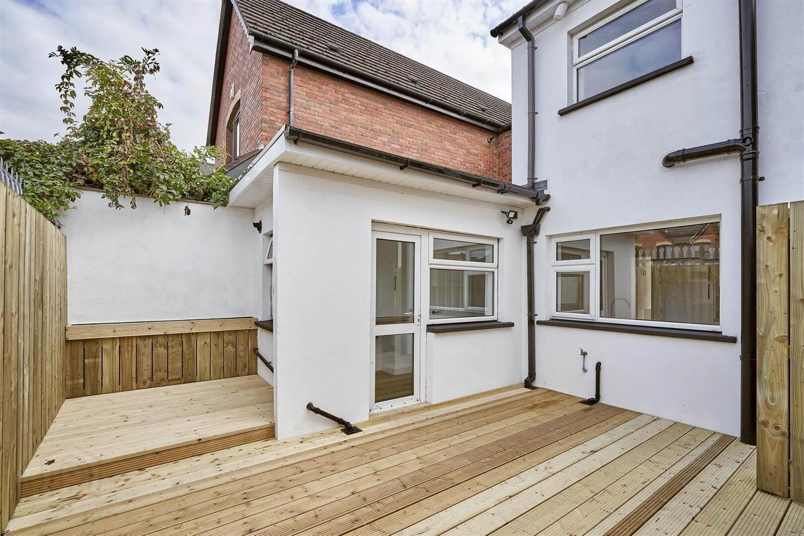 26 Downshire Road 19 of 20
