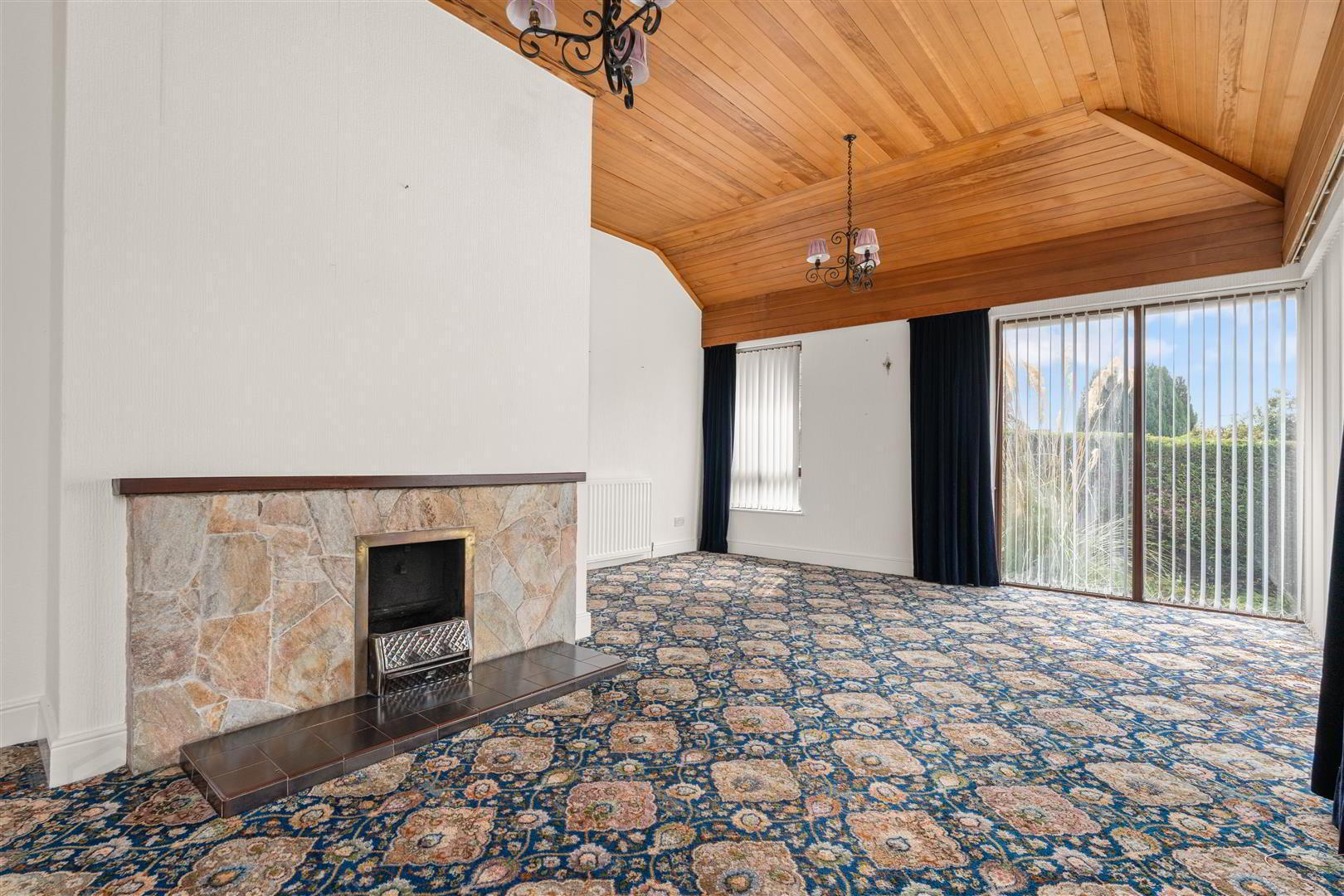 292a Comber Road 3 of 17