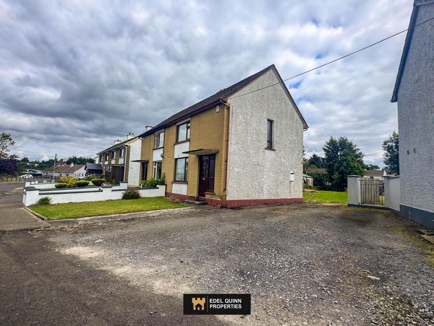 321 St Joseph`s Avenue 3 of 16