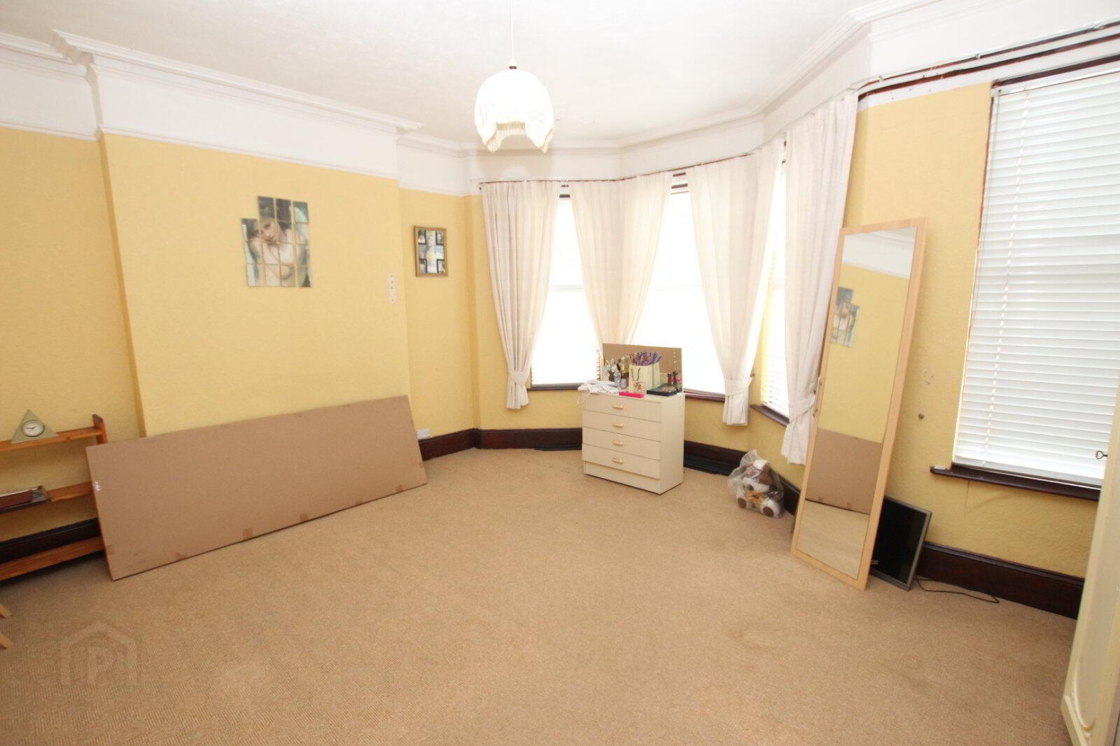 16 Rosemount Gardens 7 of 12
