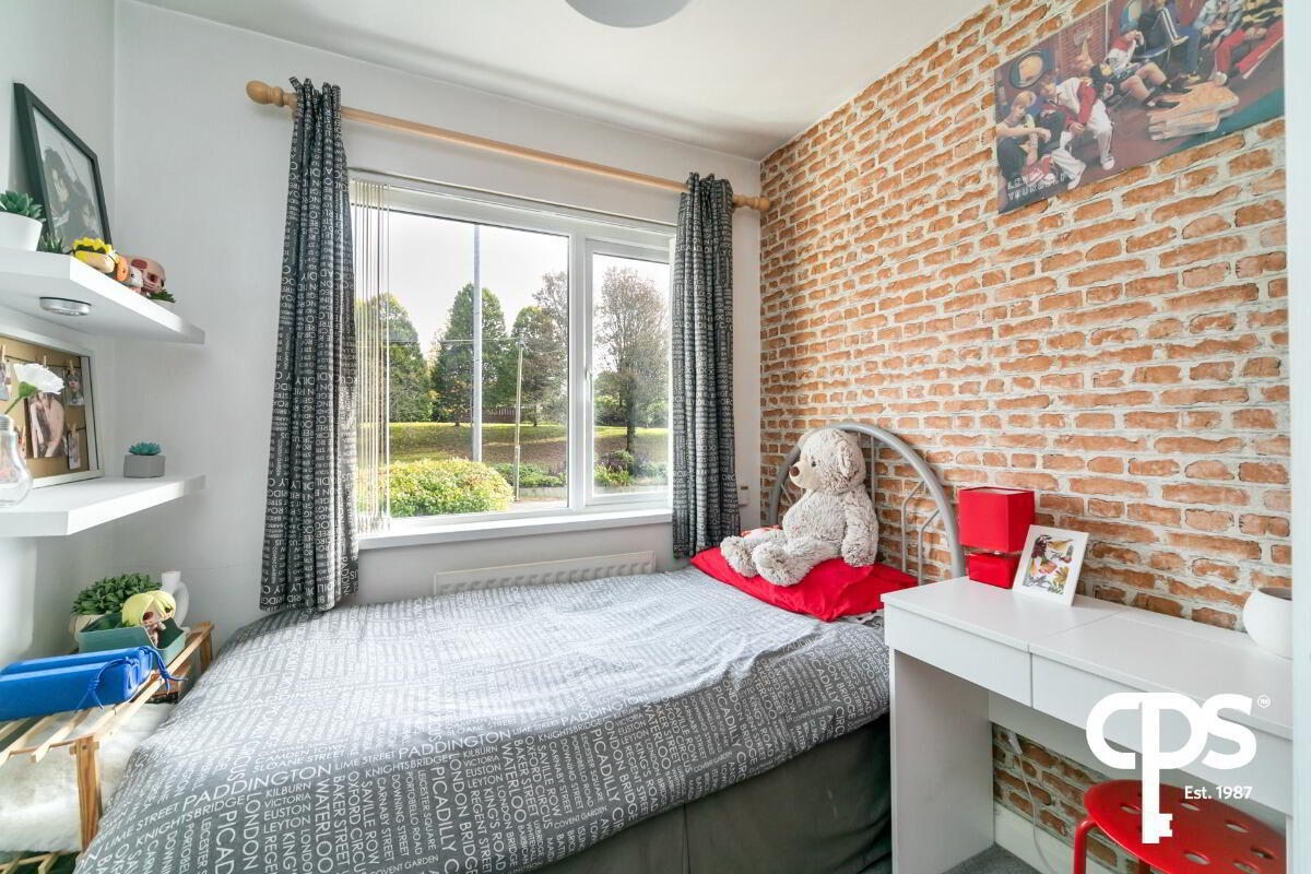 34 Robbs Road 11 of 19