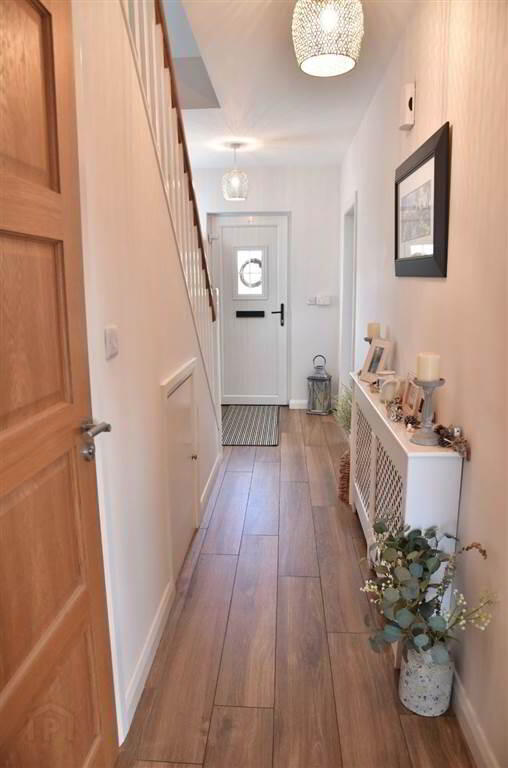 44 Sandhurst Manor 4 of 34