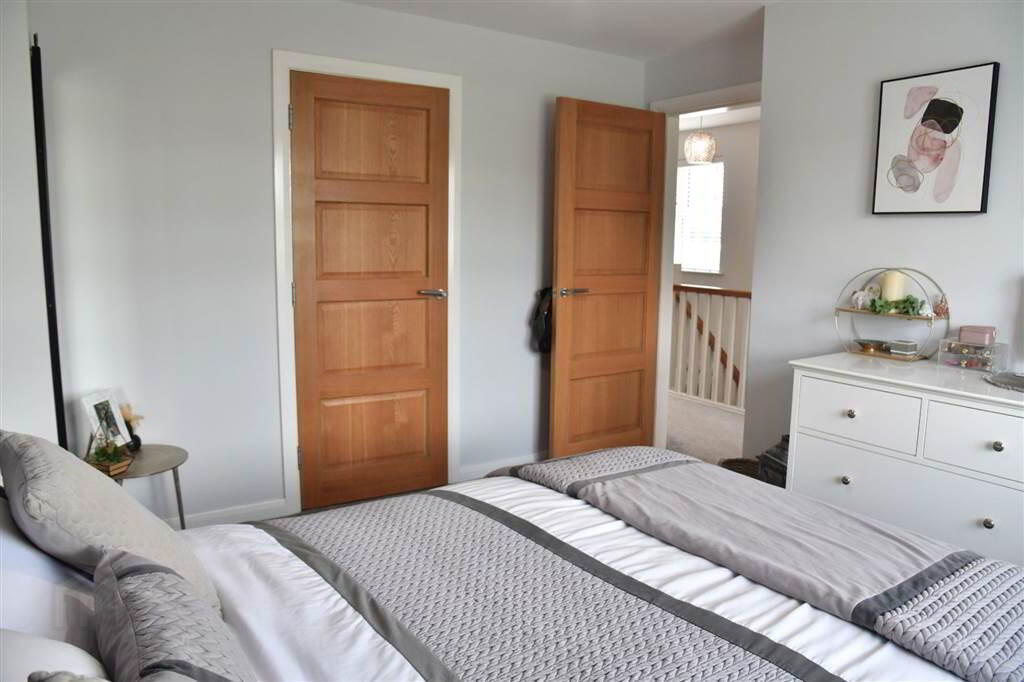 44 Sandhurst Manor 20 of 34