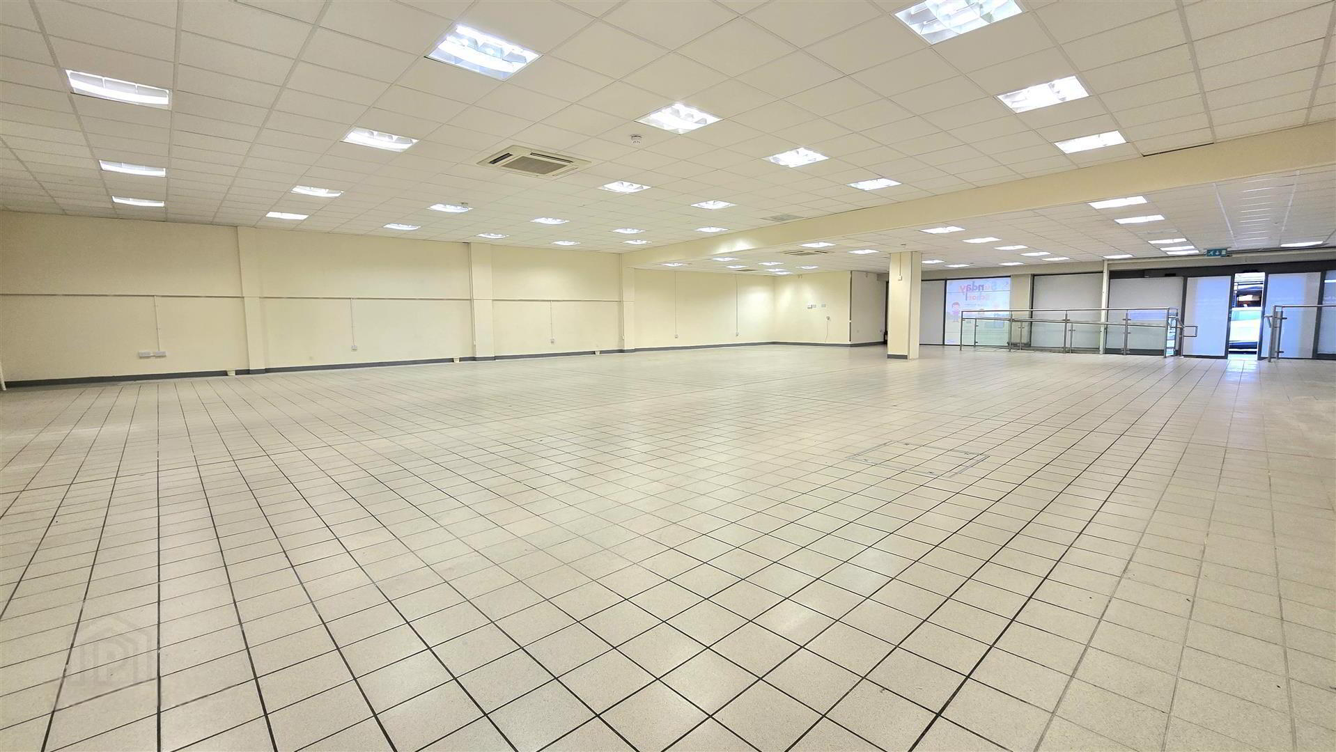 Unit 2, Church Street 5 of 8