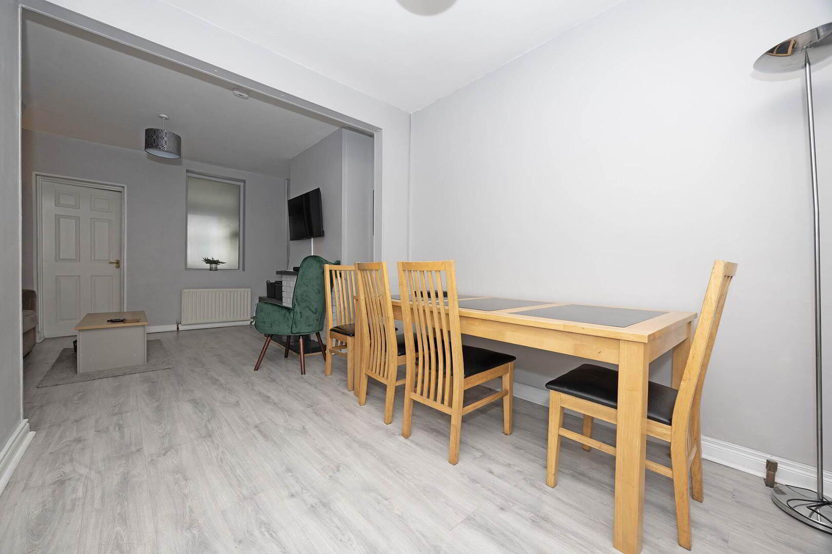 13 Brownlow Terrace 4 of 18
