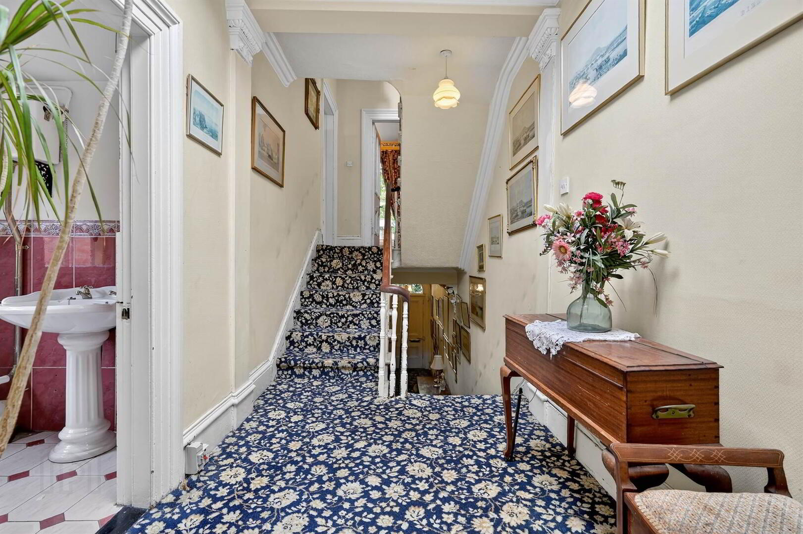 35 Rugby Road 32 of 48