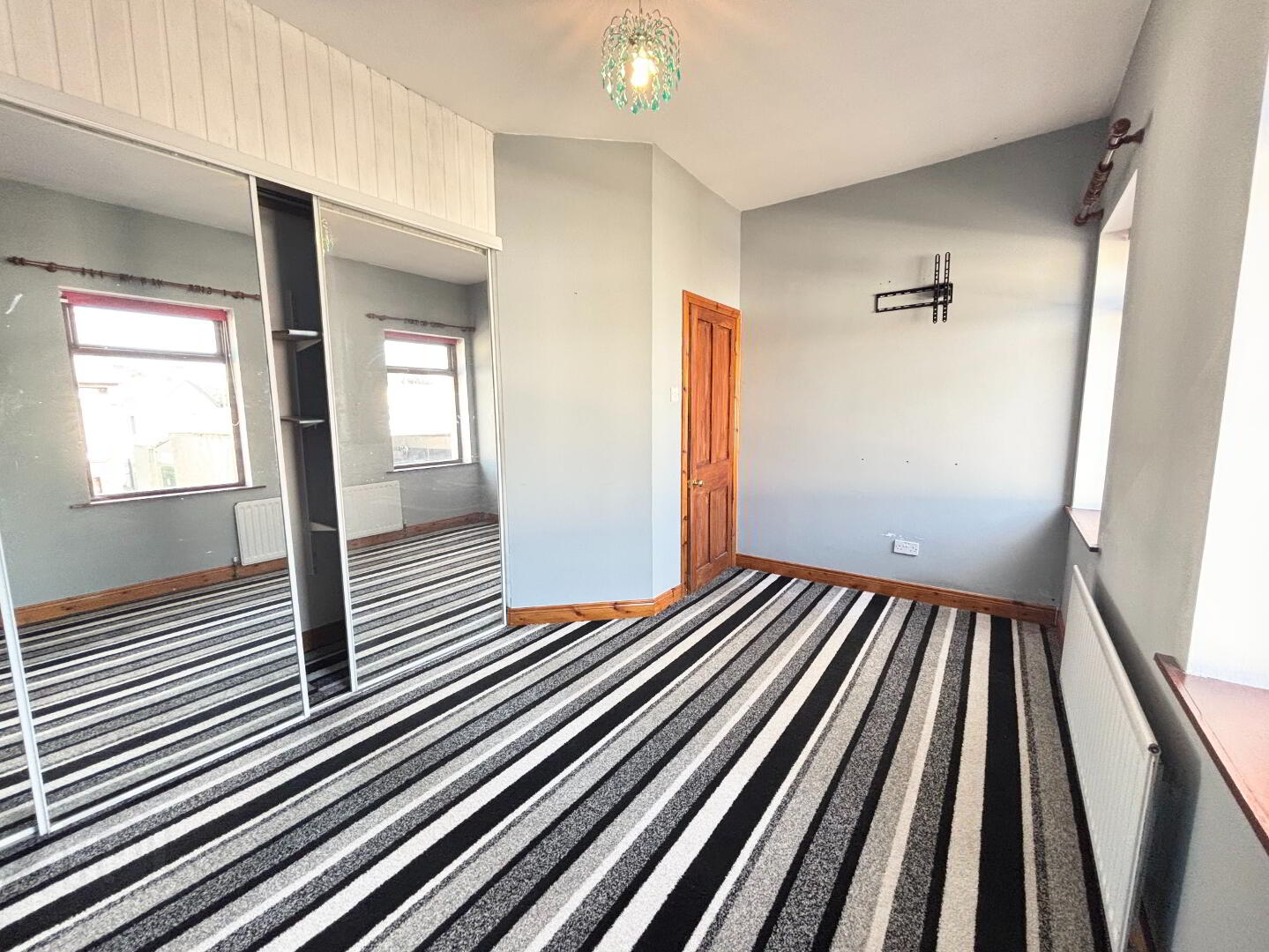 17 Warden Street 11 of 20