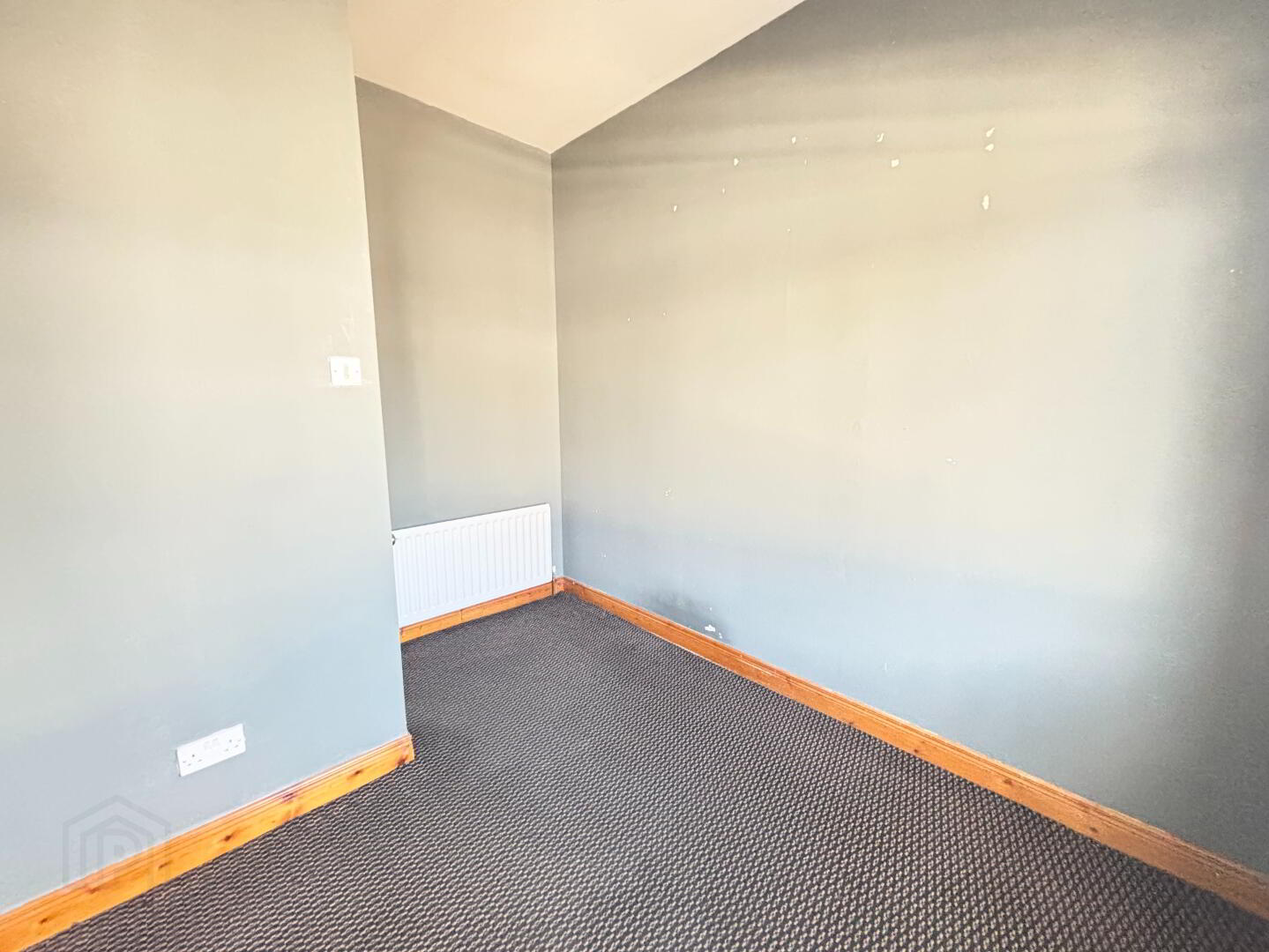 17 Warden Street 13 of 20