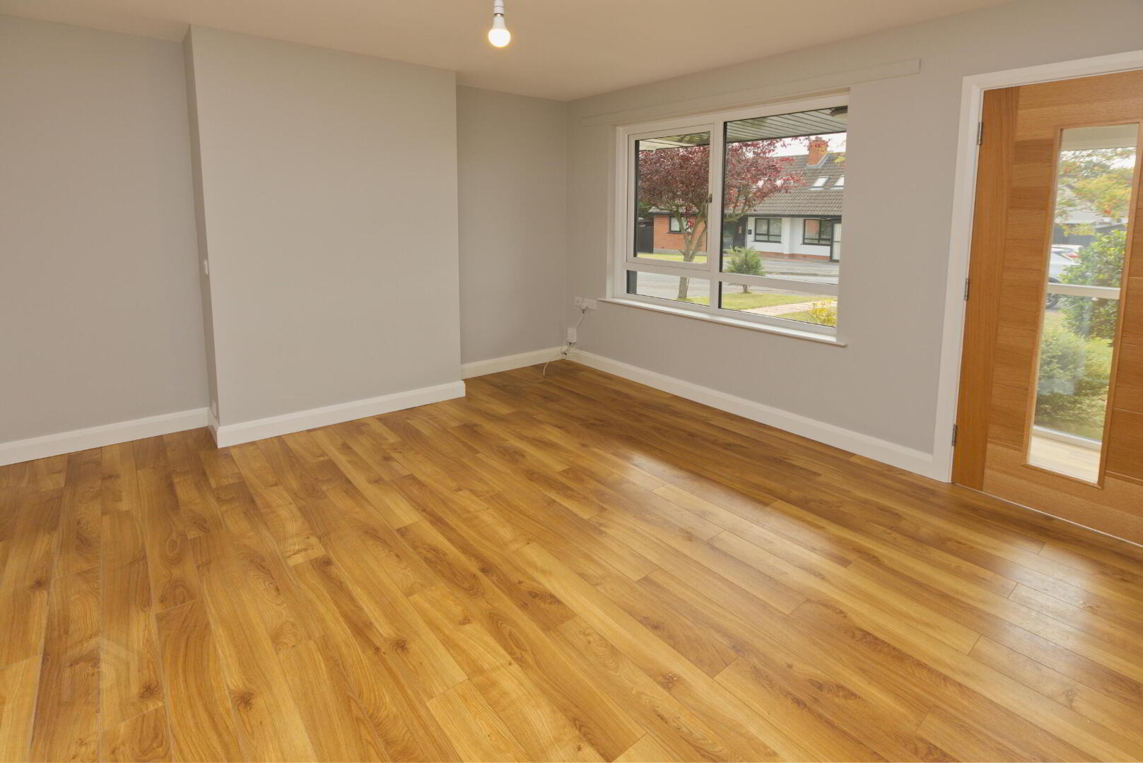 property description image