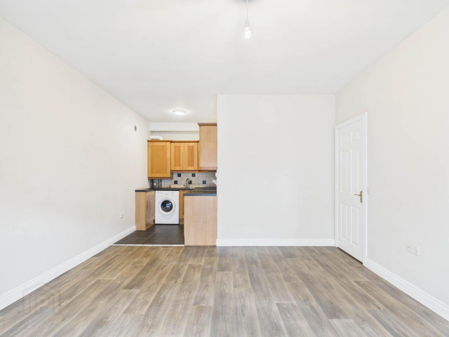 62 Marina Court 7 of 17