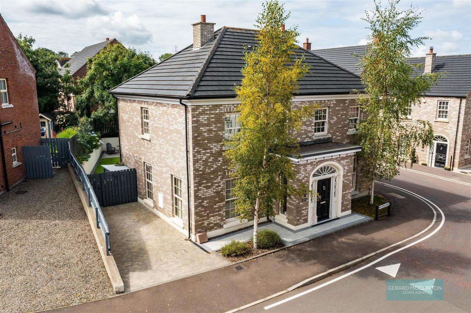 16 Glen Corr Avenue 2 of 48