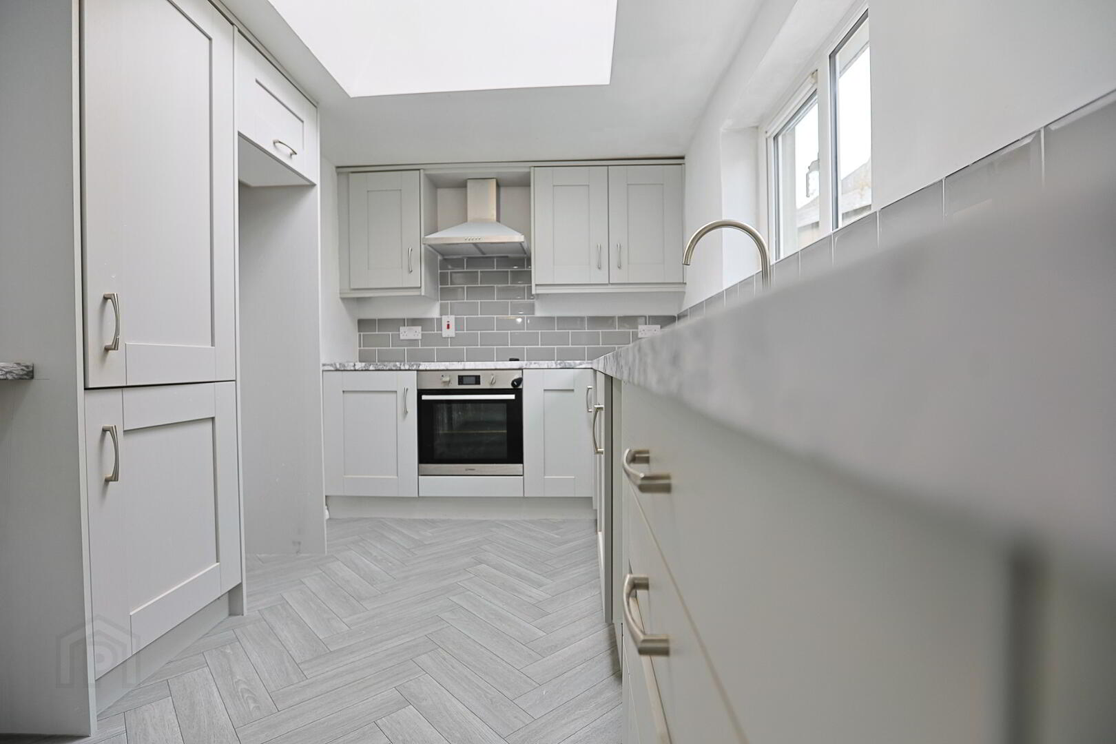 2 Mourneview Street 15 of 35