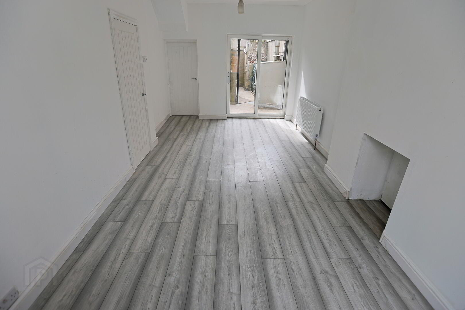 2 Mourneview Street 7 of 35