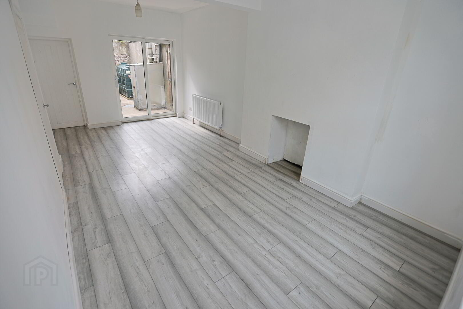 2 Mourneview Street 5 of 35