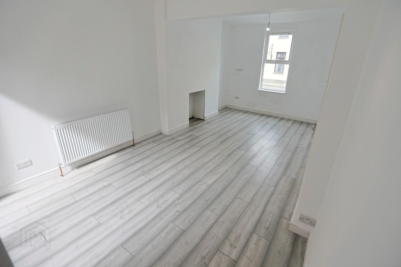 2 Mourneview Street 11 of 35