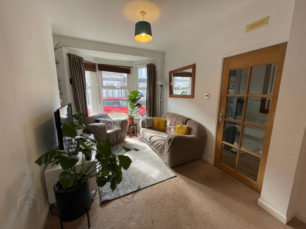 6 Moorfield Street 4 of 14