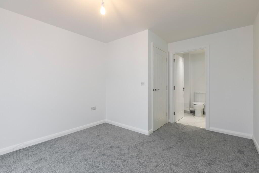 Apt 14, Lewis Mews 6 of 9