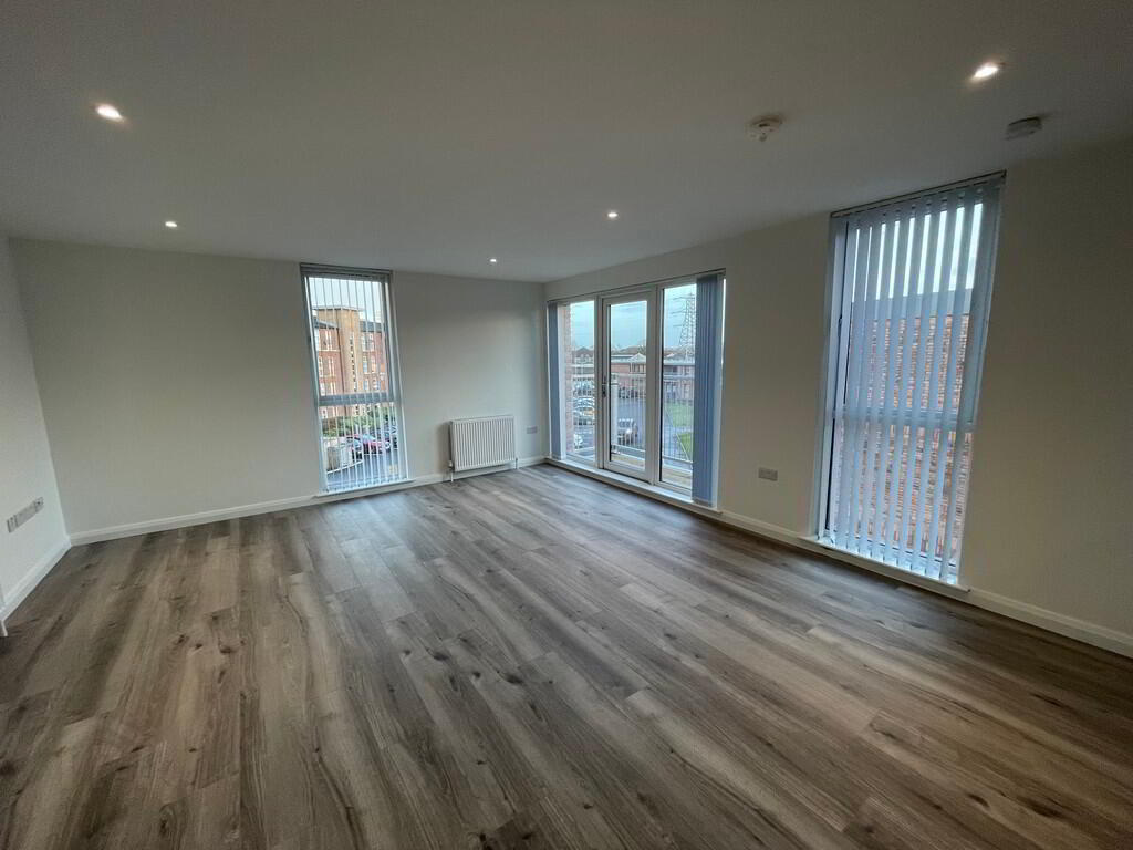 Apt 14, Lewis Mews 5 of 9