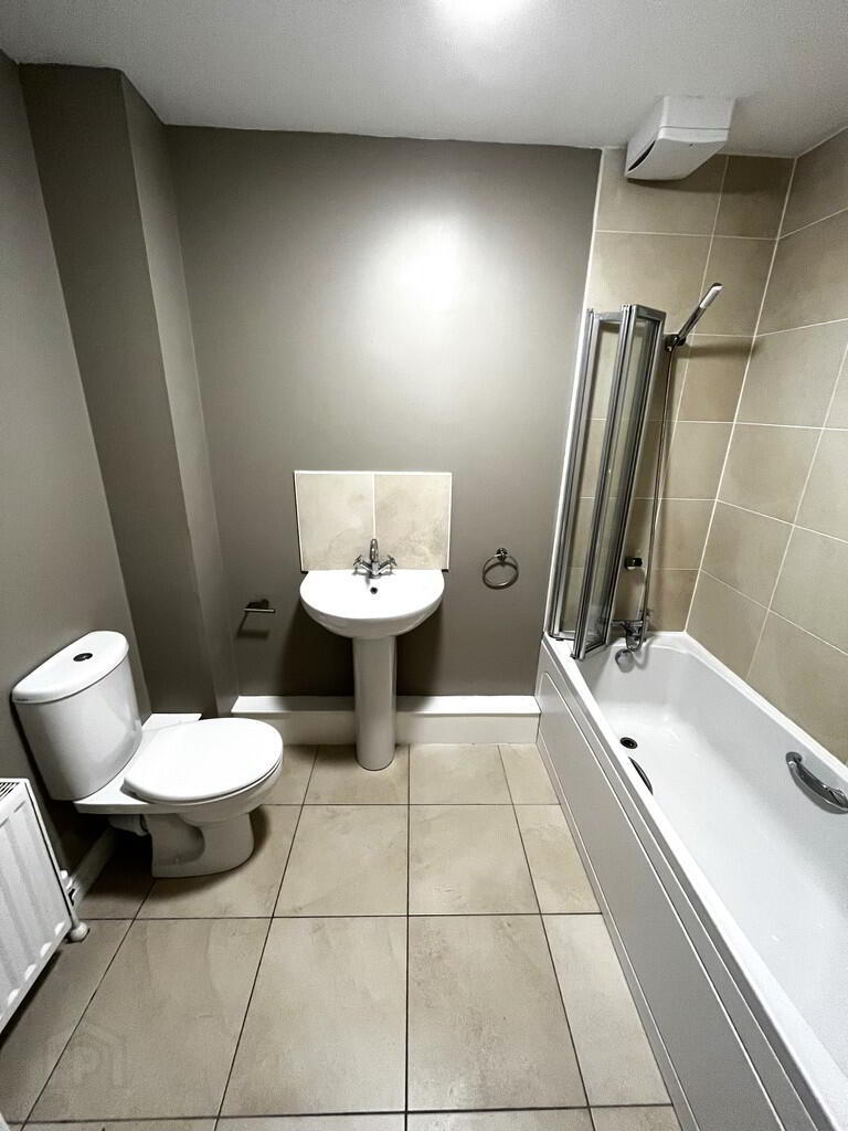 Apt 425, Saint Annes Square 8 of 11