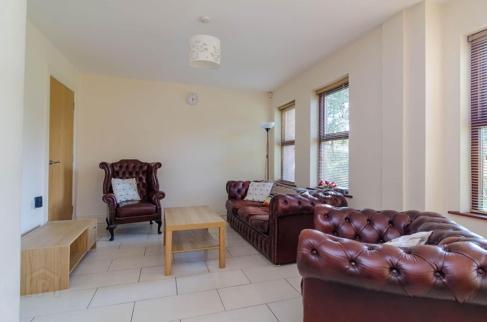 16 Myrtlefield Manor 3 of 10