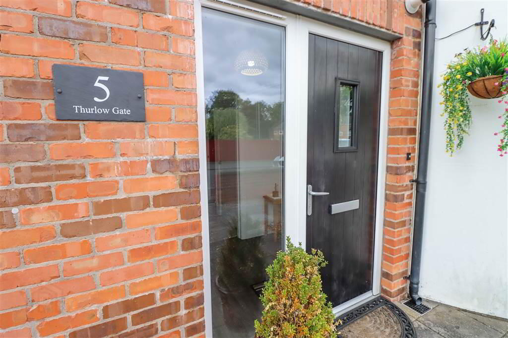 5 Thurlow Gate 3 of 20