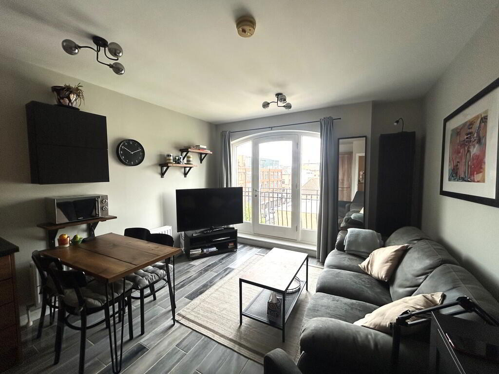 320 Saint Annes Square 3 of 8