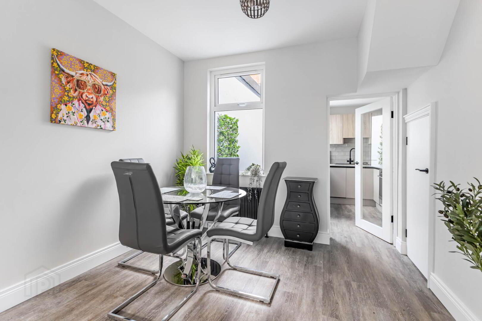 18 Lismain Street 11 of 41