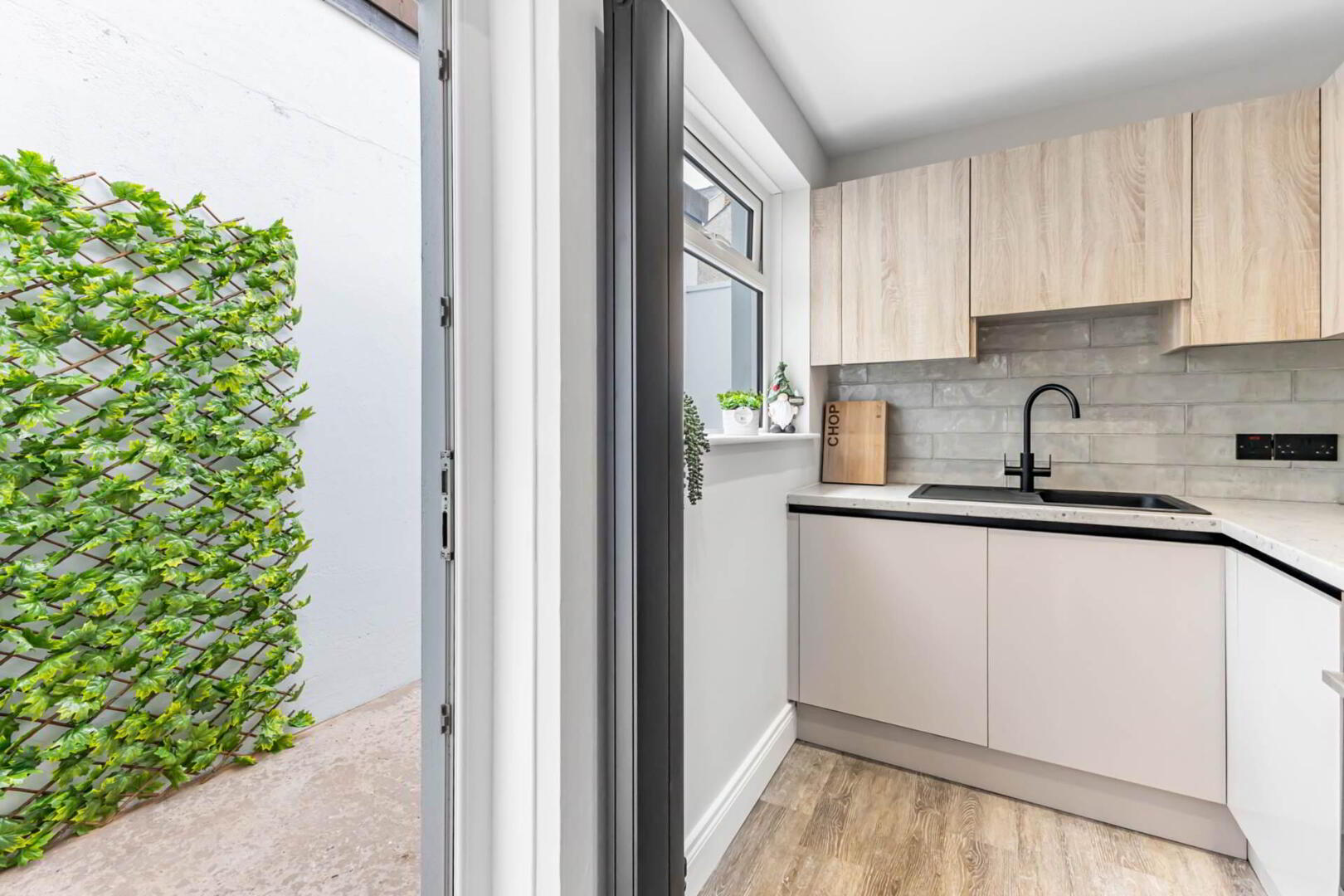 18 Lismain Street 18 of 41