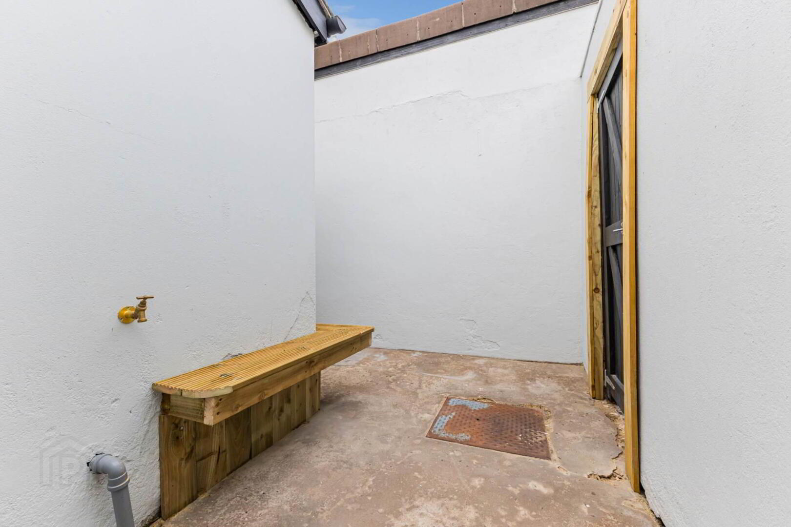 18 Lismain Street 38 of 40
