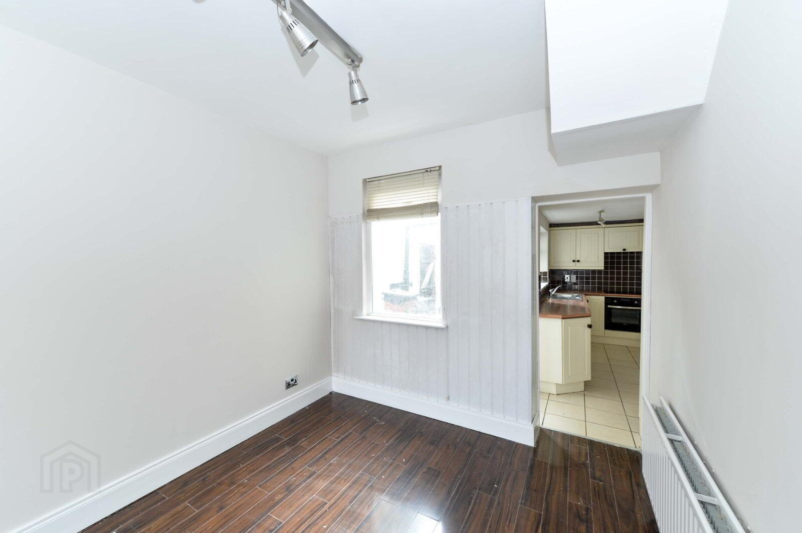 225 Connsbrook Avenue 3 of 8