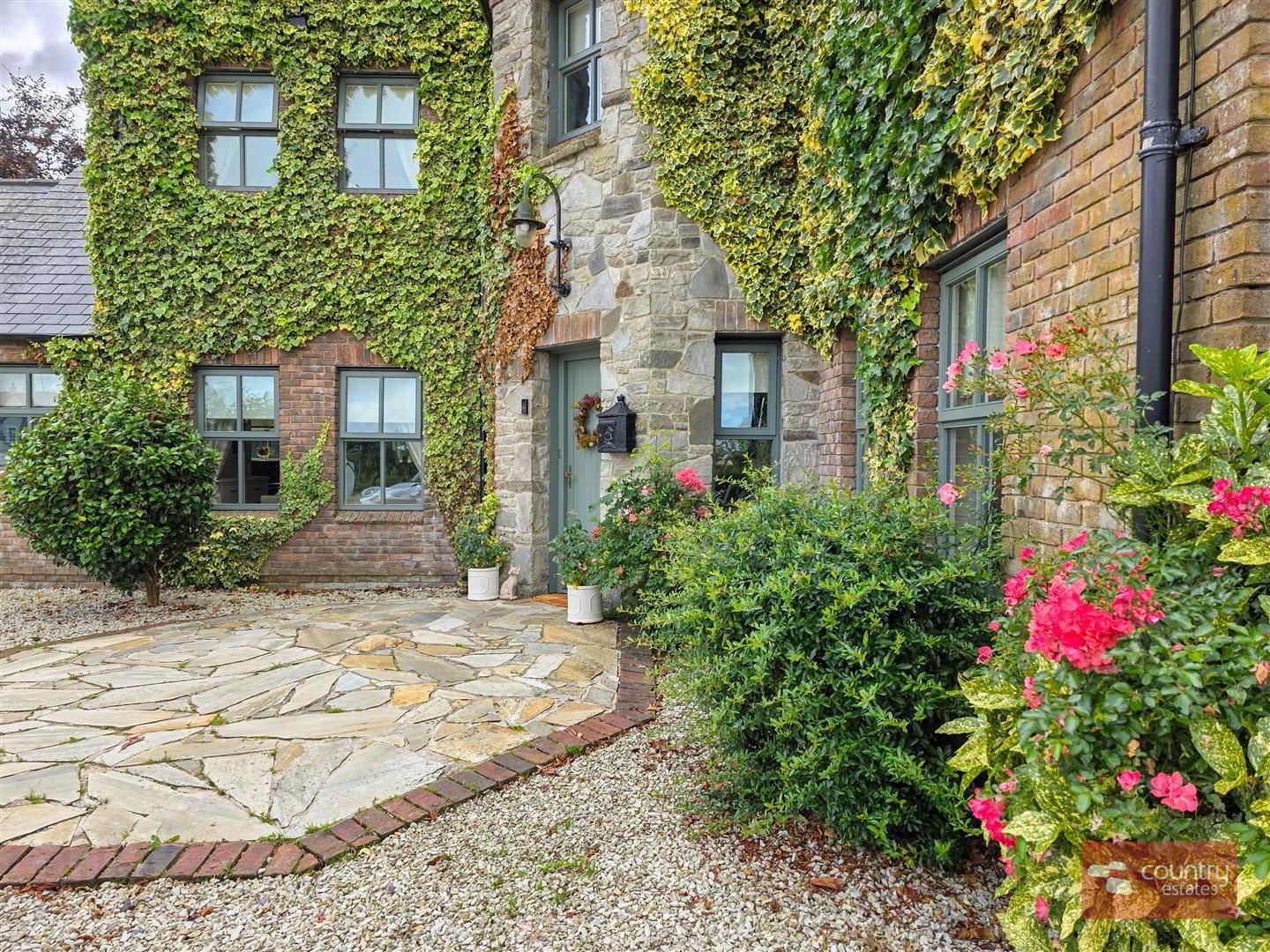 'The Manor House', 1 Carnbank 4 of 75