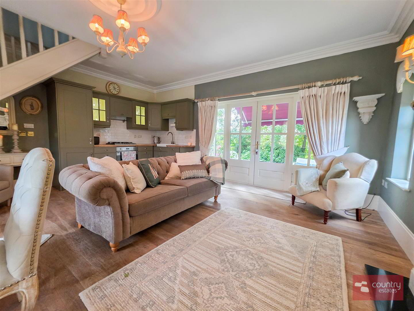 'The Manor House', 1 Carnbank 48 of 75
