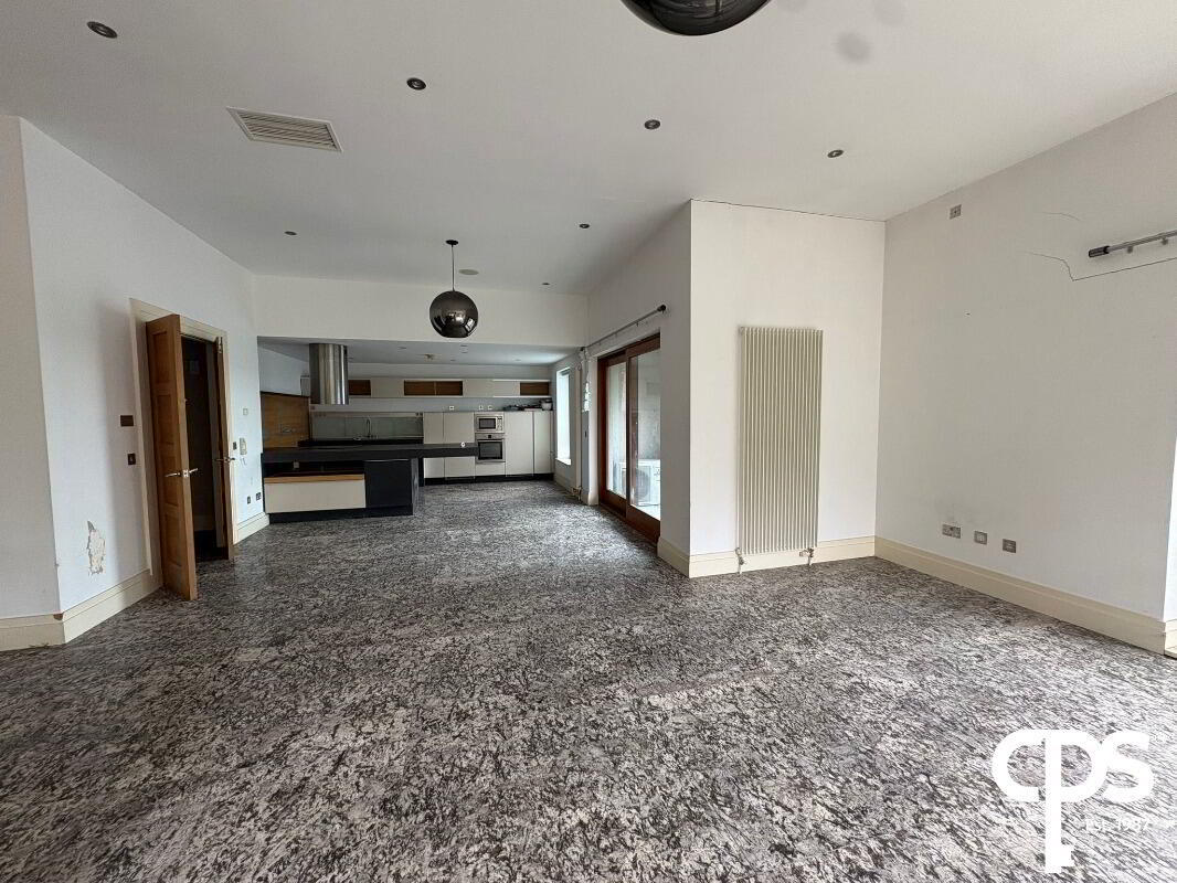 Apartment 16 The Elms Malone Square 6 of 18